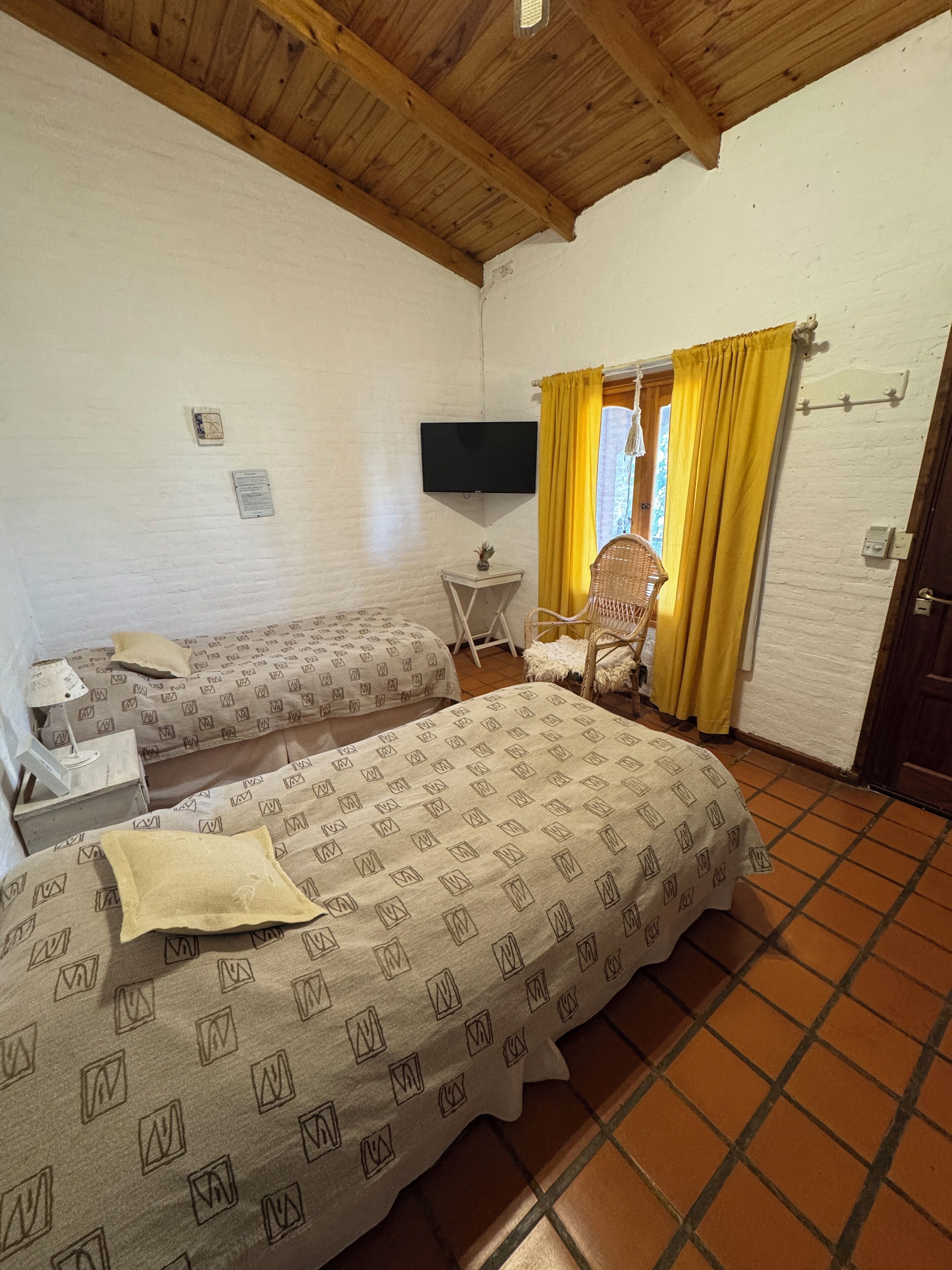 Tomannsrom – classic, terrasse, bakgårdsutsikt (Room 8) | Safe på rommet, wi-fi (inkludert) og sengetøy