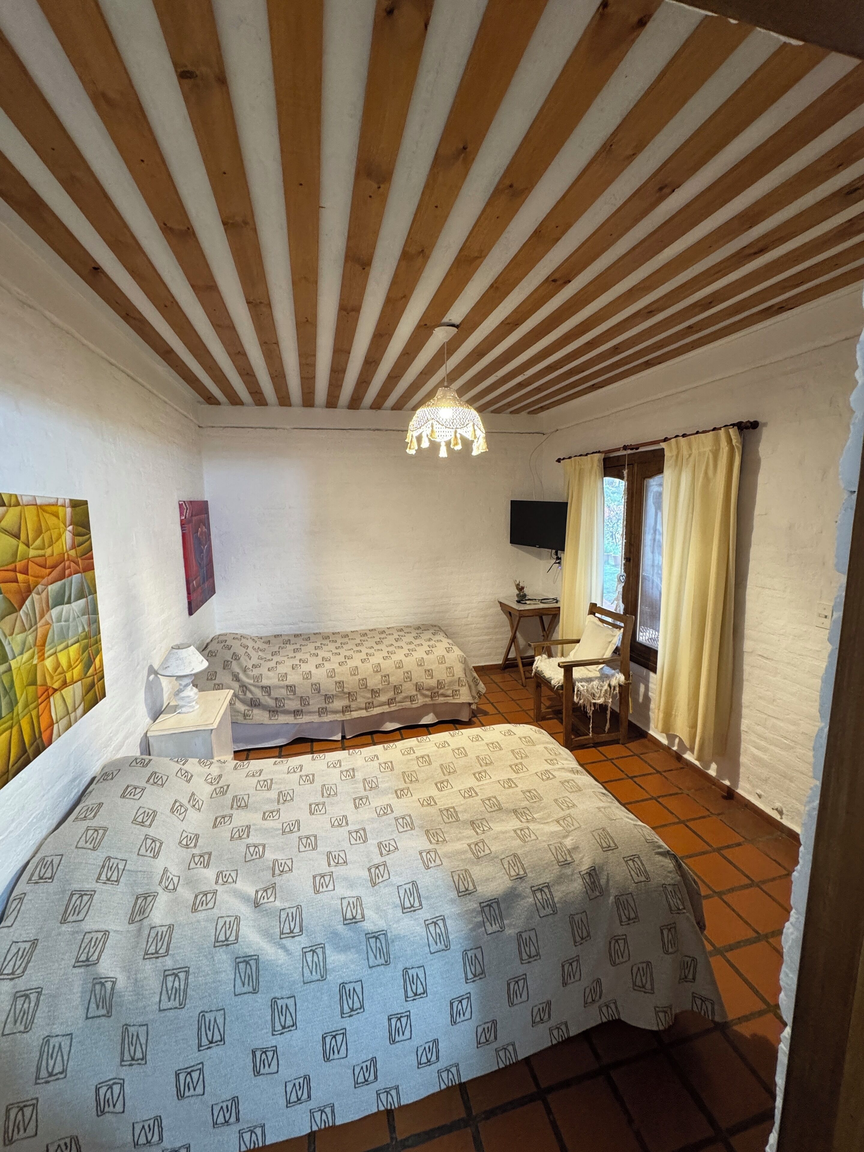 Tomannsrom, bakgårdsutsikt (Room 2) | Safe på rommet, wi-fi (inkludert) og sengetøy