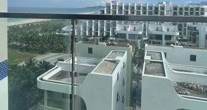 Empyran AirPort cam ranh resort