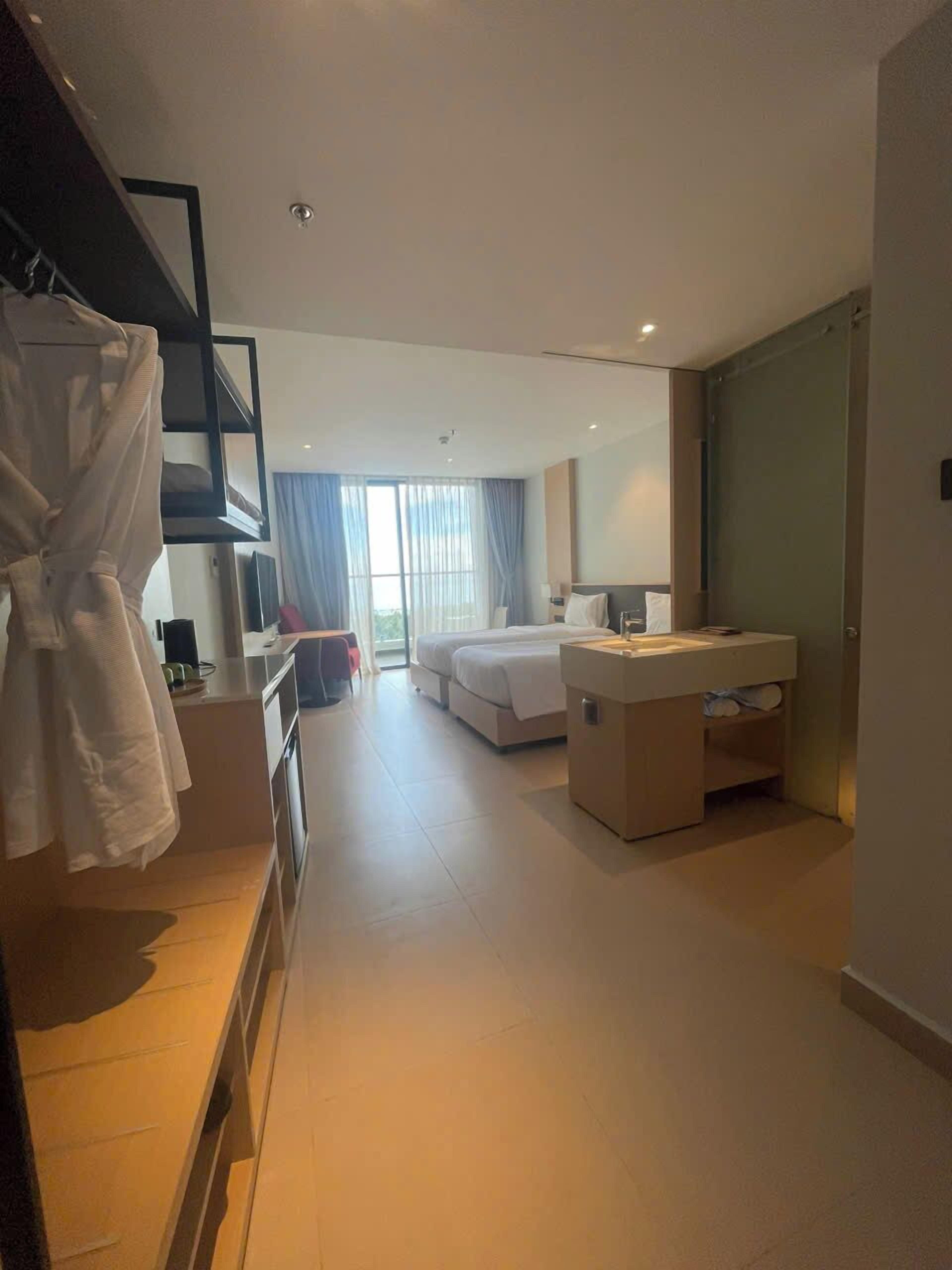 슈피리어 더블룸 또는 트윈룸, 발코니, 해변 전망 | 책상, 무료 WiFi