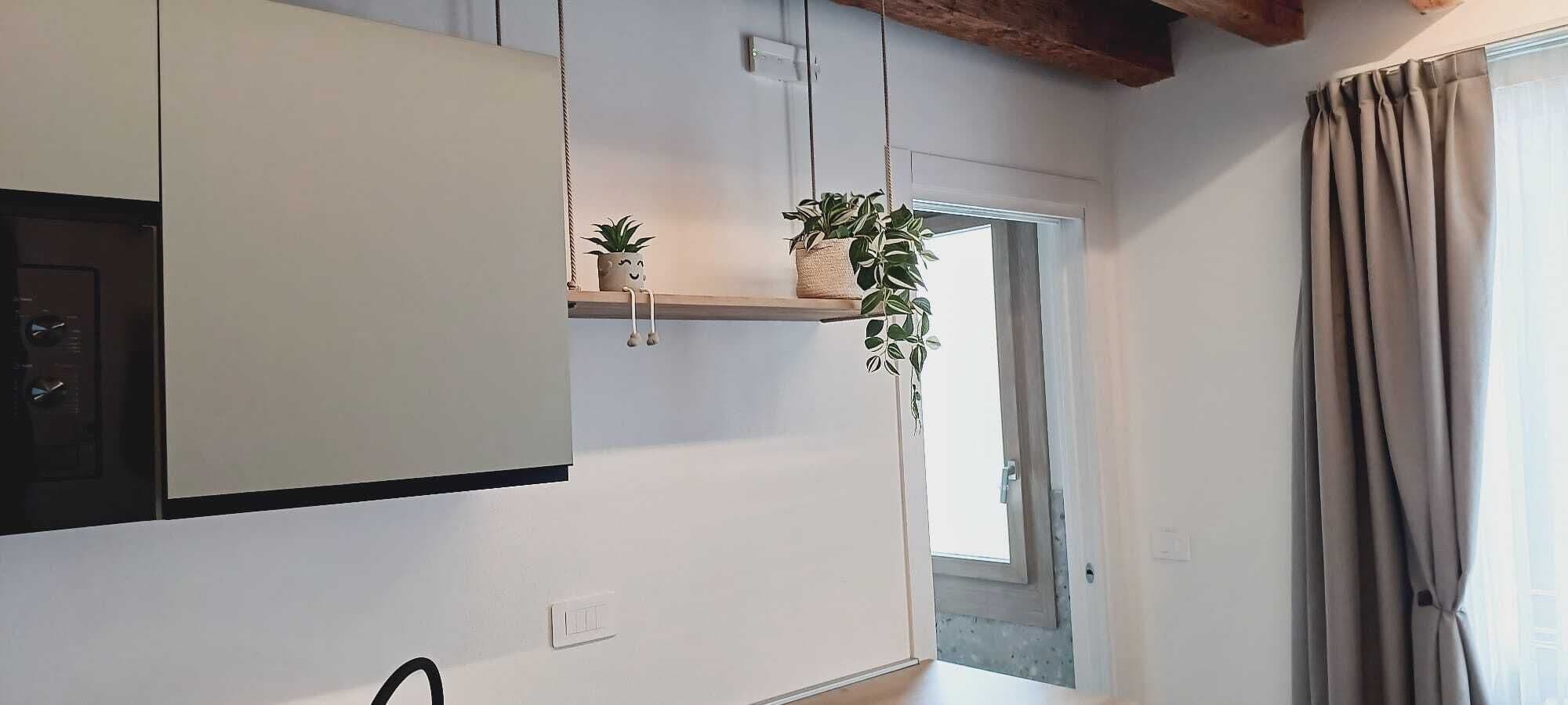 디럭스 아파트 | 거실 공간