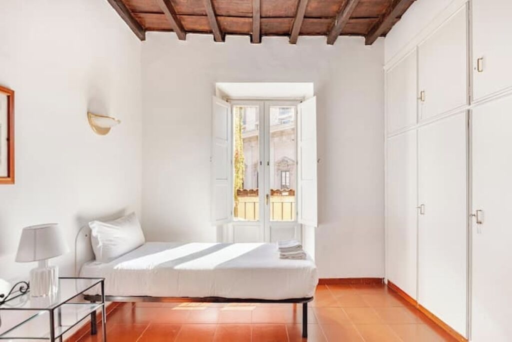 4 Schlafzimmer, Zimmersafe, Bügeleisen/Bügelbrett, kostenloses WLAN