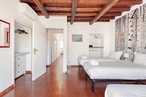 4 habitaciones y caja de seguridad en la habitación 