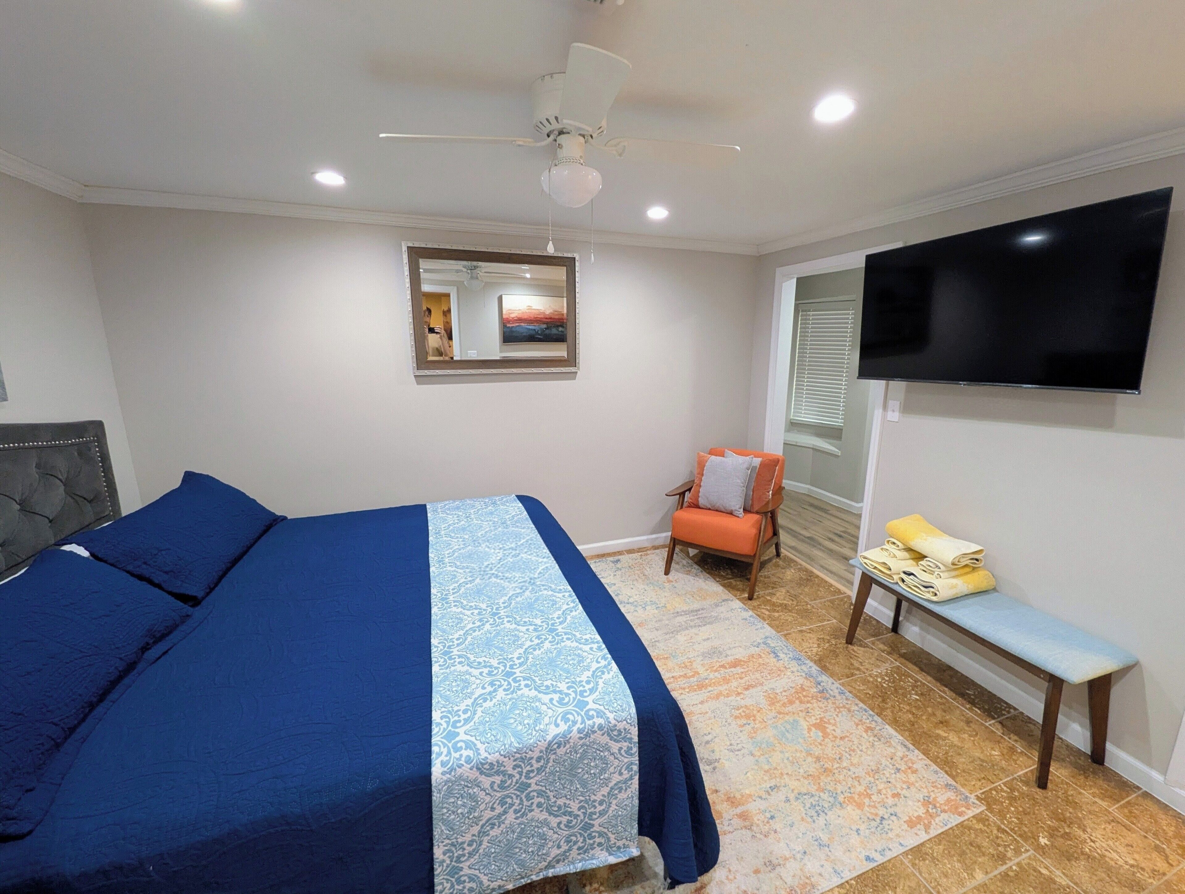 1 chambre, fer et planche à repasser, Wi-Fi gratuit, draps fournis
