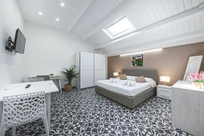 基础公寓 | 遮光窗帘、隔音、熨斗/熨衣板、免费 WiFi