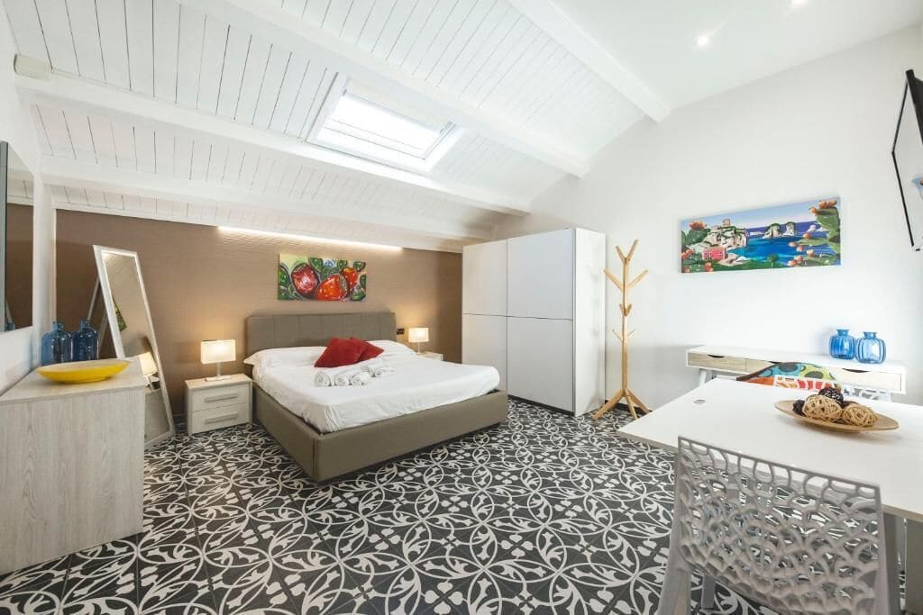 Classic Apartment | Blackout drapes, soundproofing, iron/ironing board, free WiFi