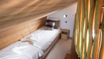 Nhà gỗ | 3 phòng ngủ, bàn ủi/dụng cụ ủi quần áo, bộ trải giường