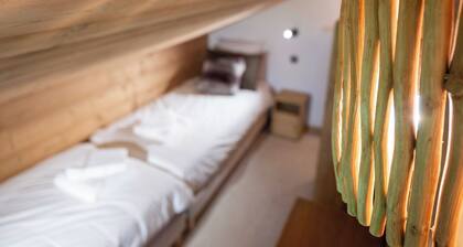 Cozy Chalet 3br/6p With Balcony - Megeve