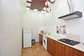 Classic Apartment, 2 Bedrooms | Private kitchen | Full-sized fridge, microwave, stovetop, electric kettle