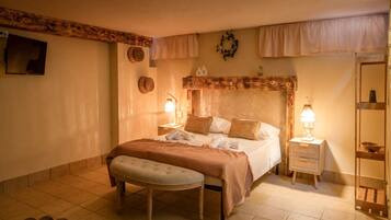 3 Schlafzimmer, Schreibtisch, Bügeleisen/Bügelbrett, WLAN