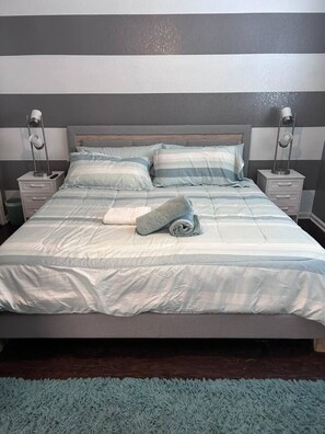 1 soverom, skrivebord, strykejern/-brett og wi-fi