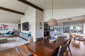 Dining - River House with Panoramic Views (Spokane)