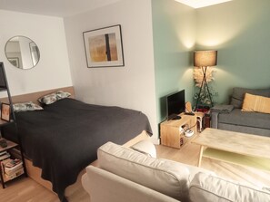 2 soverom, strykejern/-brett, wi-fi og sengetøy