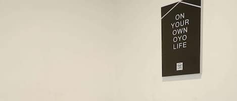 Rom – comfort, bakgårdsutsikt | Skrivebord, skrivebord for bærbar PC, lydisolert og wi-fi (inkludert)