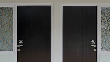 舒适客房, 庭院景观 | 办公桌、笔记本电脑工作区、免费 WiFi