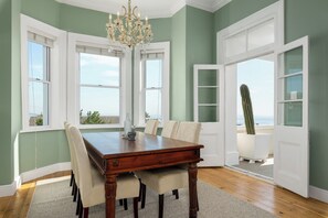 Dining - Seahurst Stunning Ocean Views in Fresnaye (Cape Town)