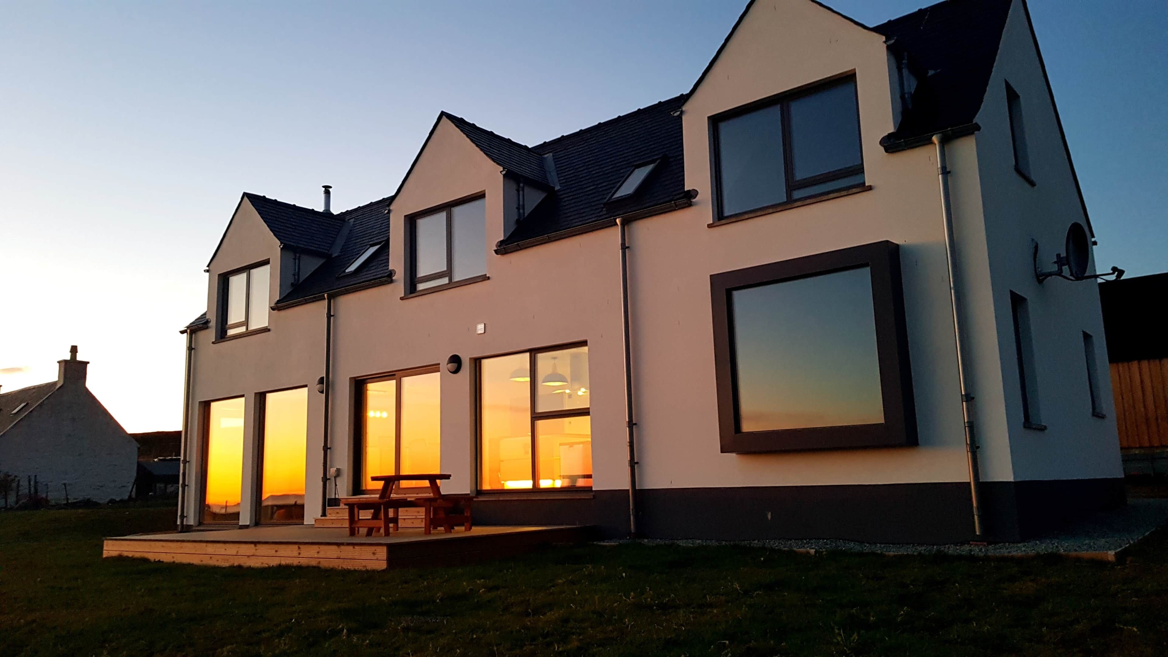 المنشأة من الخارج