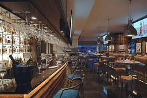 Bar (en el alojamiento)