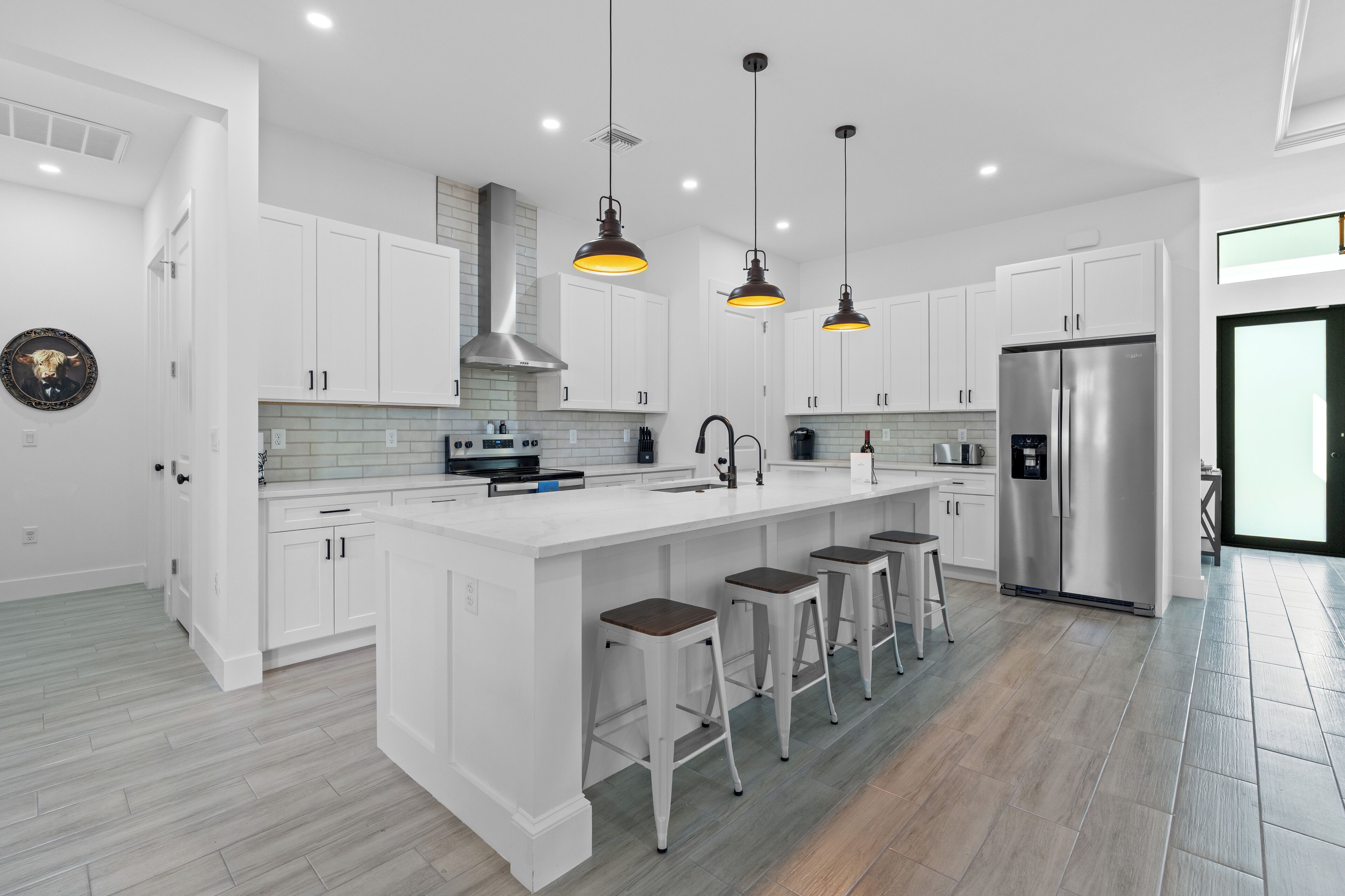 冰箱、微波炉、烤箱、炉灶