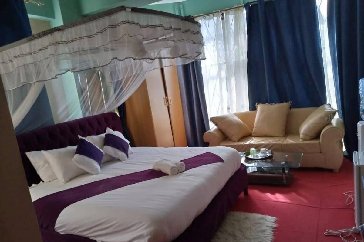 Deluxe Double Room, City View | Free WiFi, bed sheets