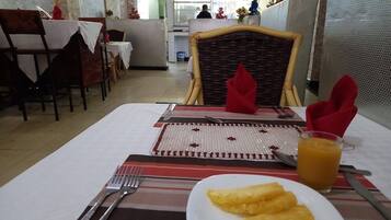 Desayuno continental incluido todos los días