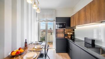 Fridge, microwave, oven, dishwasher