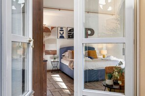 1 soverom, strykejern/-brett, wi-fi og sengetøy