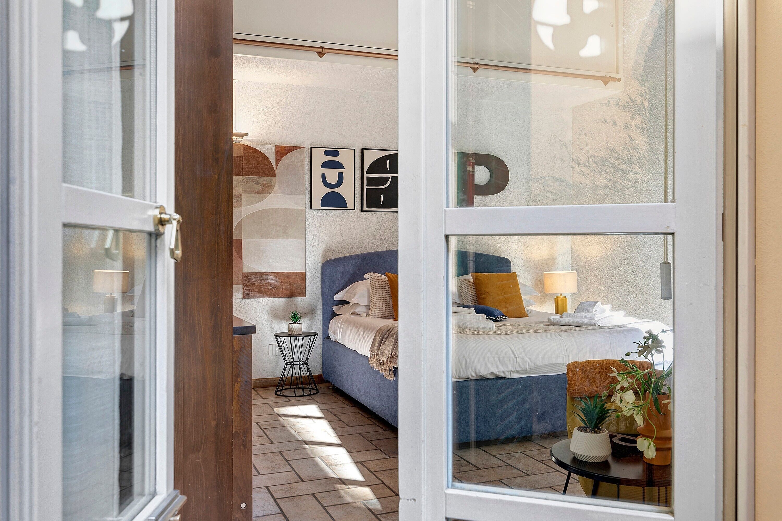 1 camera, ferro/asse da stiro, Wi-Fi, lenzuola