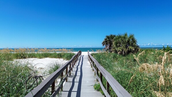 Condo, 1 Queen Bed with Sofa bed (The Bungalows #6) | Beach - The Bungalows #6 (Treasure Island)