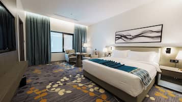 Habitación básica doble | Espacio para trabajar con laptop y wifi gratis