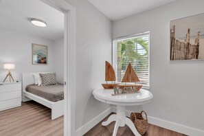 Condo, 1 cama Queen size y sofá cama (The Bungalows #7) | 2 habitaciones 