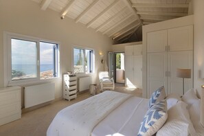 5 chambres, draps fournis