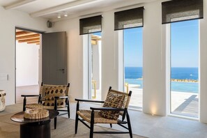 Interior - Simone - Four Bedroom Villa, Sleeps 8 (Kalafatis)