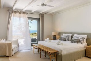 4 bedrooms, WiFi - Simone - Four Bedroom Villa, Sleeps 8 (Kalafatis)