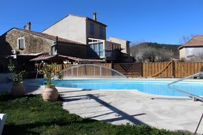 Pool - Holiday Home 'Marion' with Shared Pool, Private Terrace & Wi-Fi (Allemagne-en-Provence)