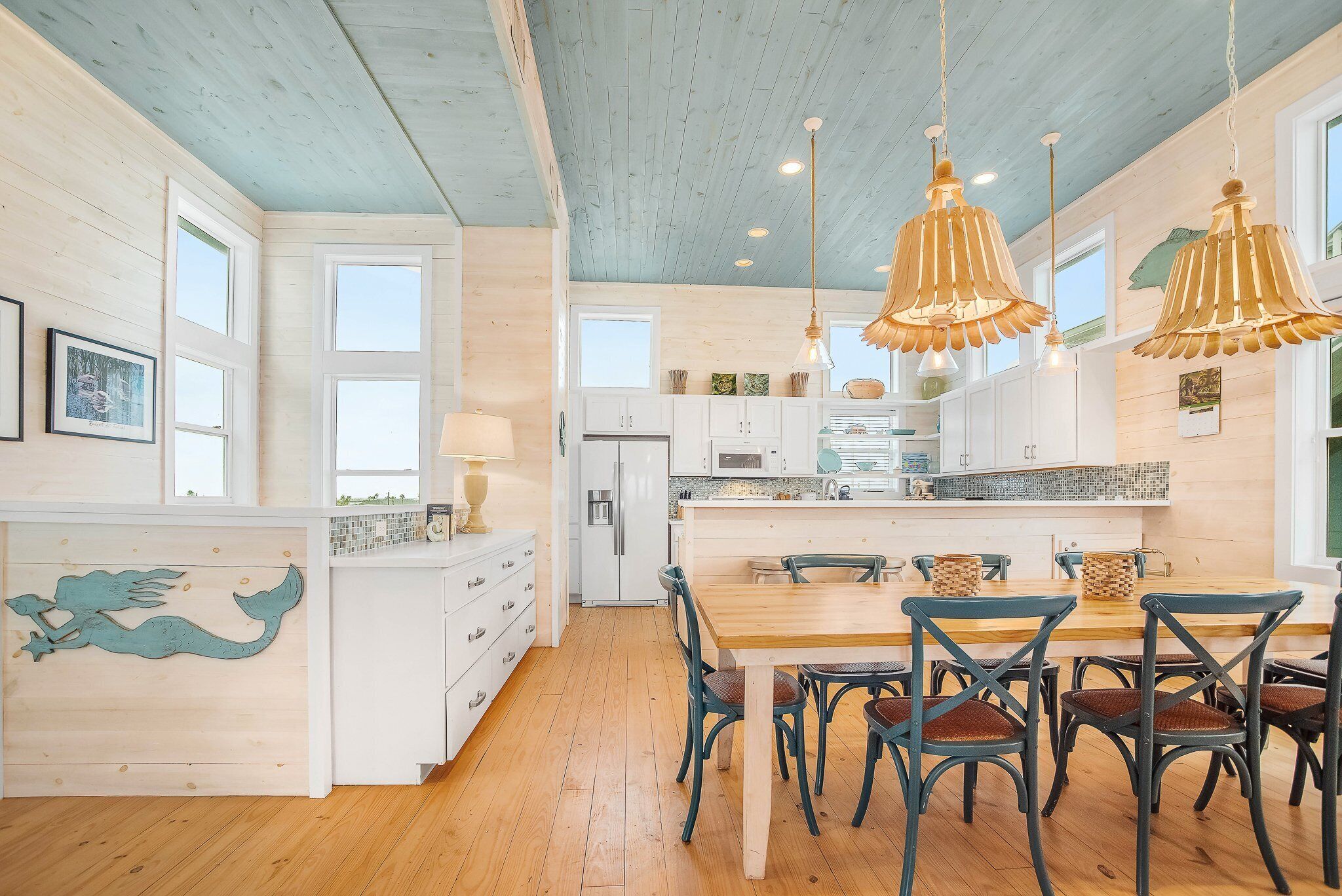 Family House, 4 Bedrooms, Pets allowed, Ocean View | In-room dining