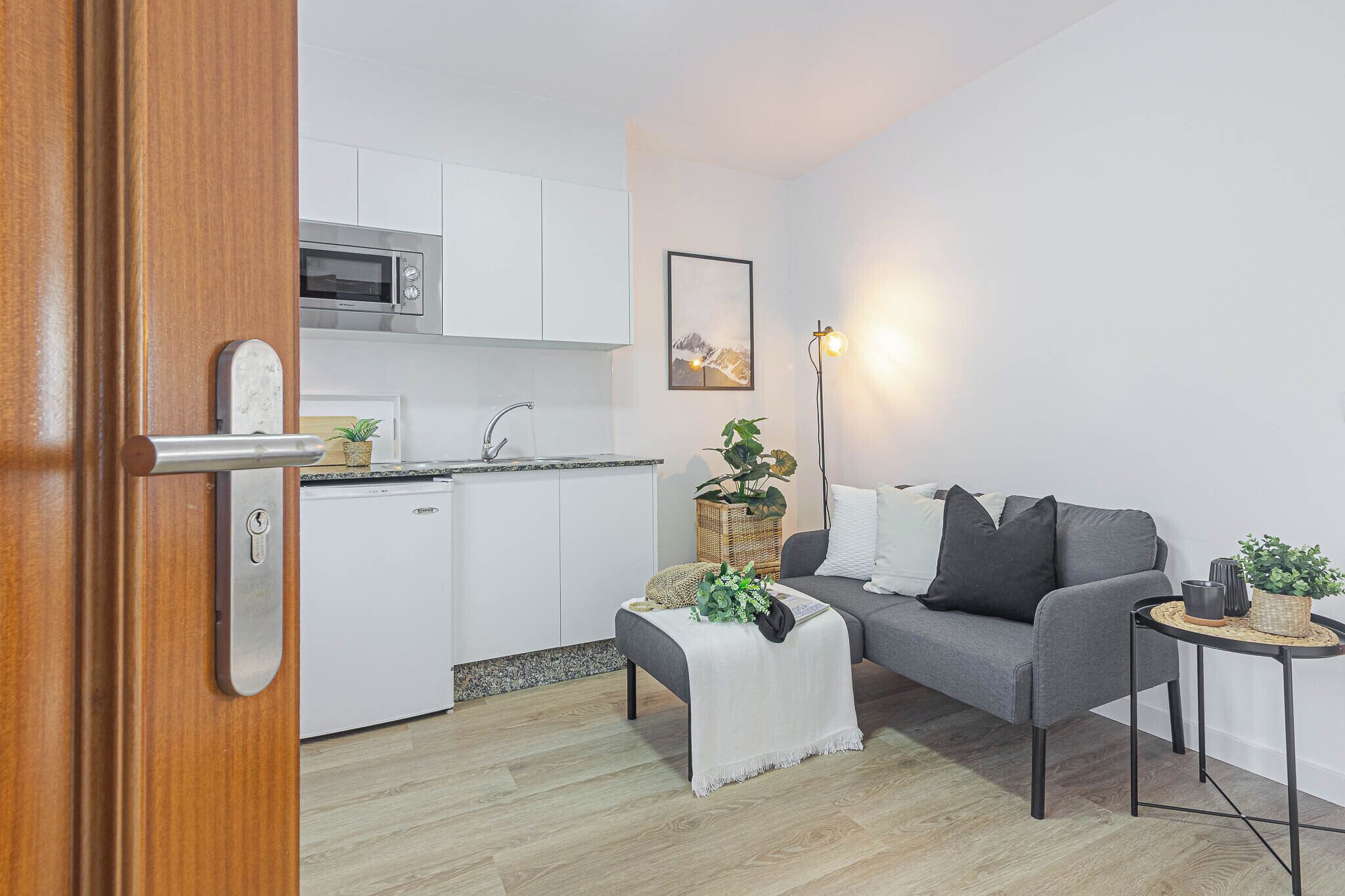 Apartment, 1 Bedroom | Living room | 22-inch flat-screen TV with digital channels