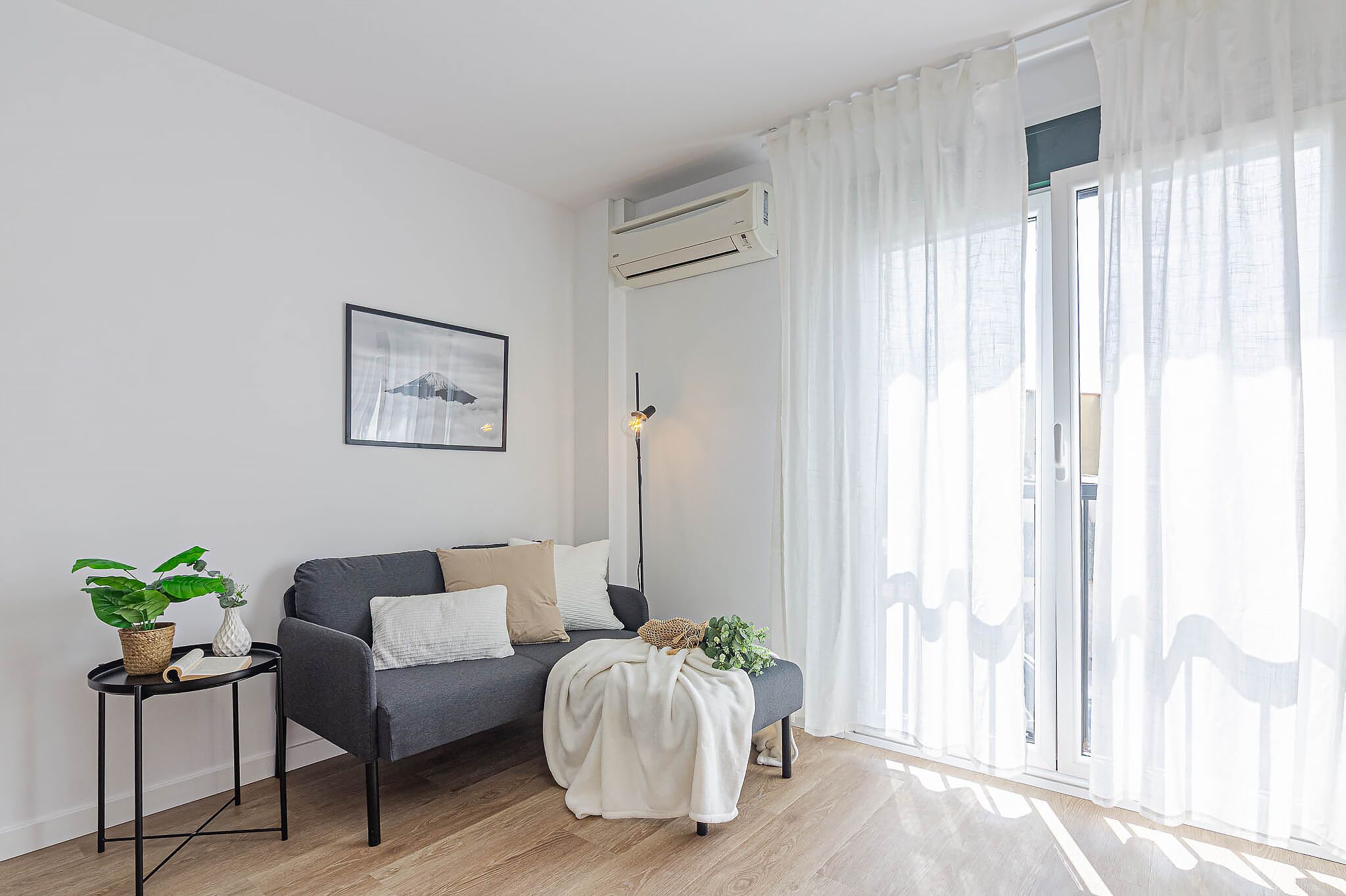 公寓, 1 間臥室 | 客廳 | 22-吋平面電視，提供數位頻道