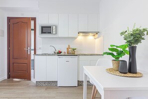 Apartment, 1 Bedroom | Living room