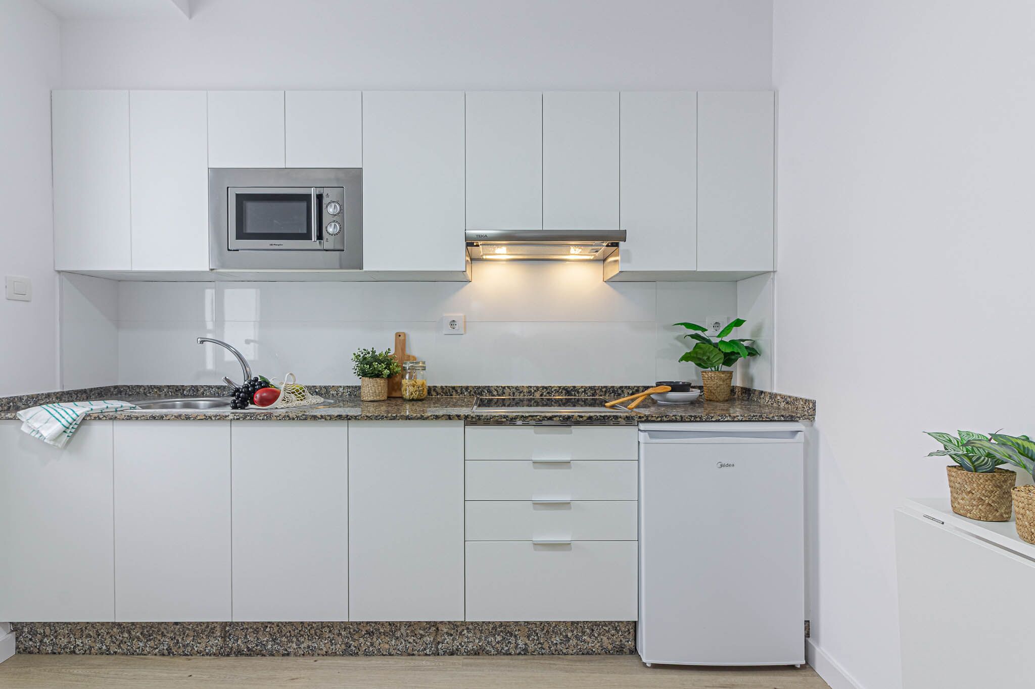 Apartment, 1 Bedroom | Private kitchen | Mini-fridge