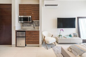 1 quarto, Wi-Fi de cortesia, roupa de cama