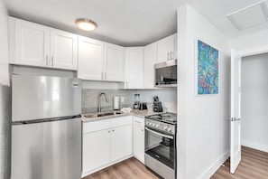 Studio, 1 giường cỡ queen (The Bungalows #8) | Bếp riêng