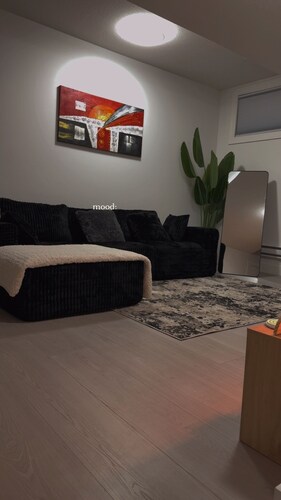 Enjoy “The Cozy villa 3.0”
2-bedroom building in fantastic Saskatoon with AC