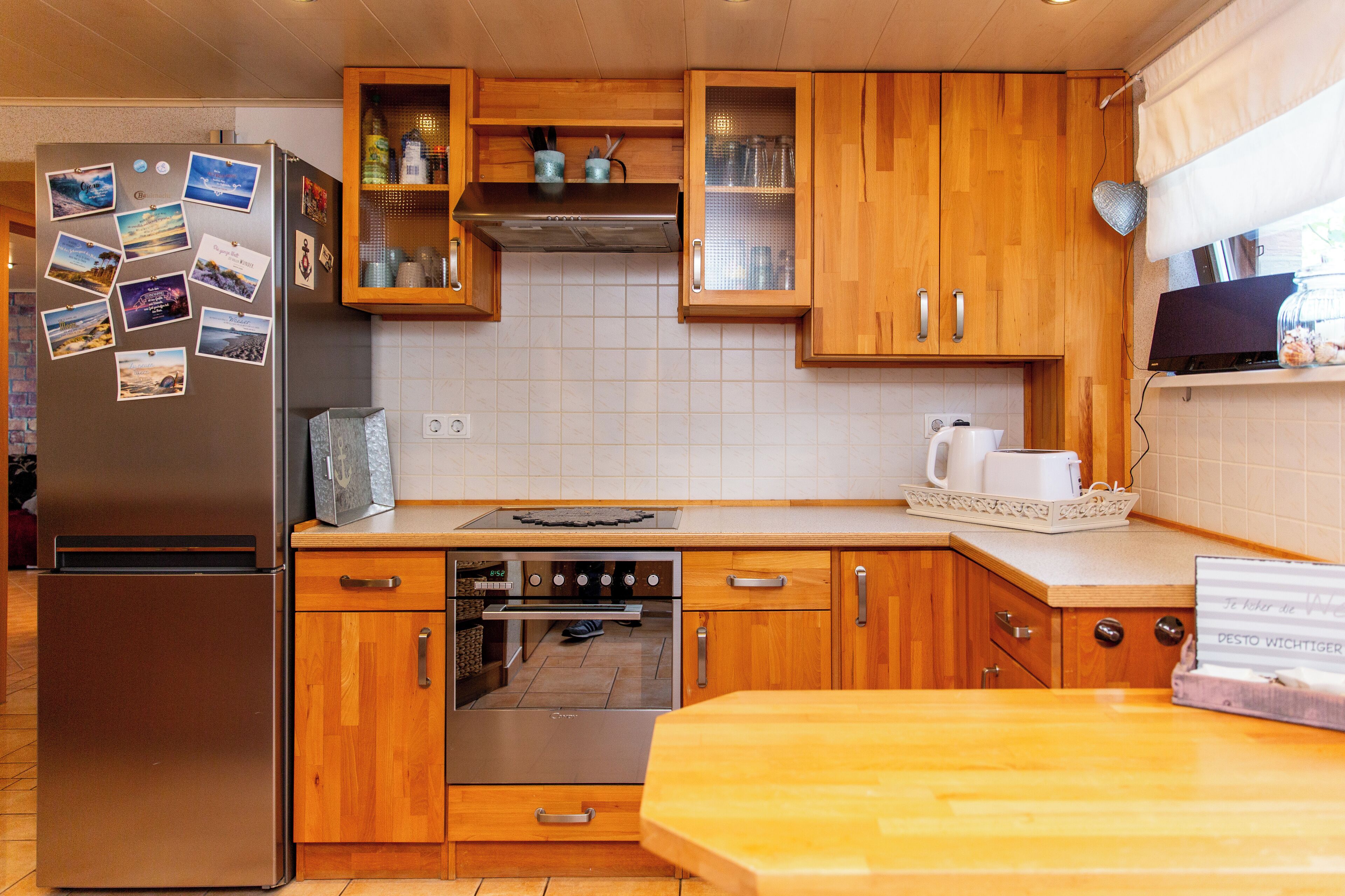 電子レンジ、オーブン、コンロ、食器洗い機