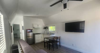 One bedroom inlaw house by Bush Gardens - USF