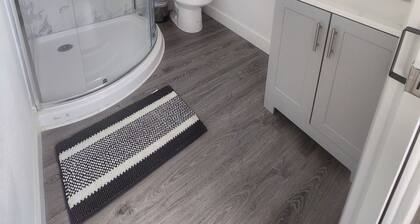 One bedroom inlaw house by Bush Gardens - USF