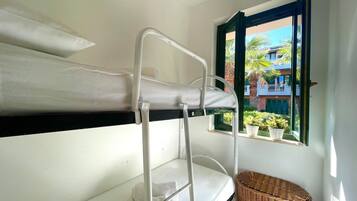 Apartment | 2 bedrooms, individually furnished, bed sheets