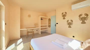 Quarto casal standard, sacada, vista para o oceano | Wi-Fi de cortesia