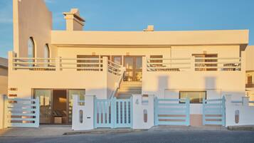 Bagian depan properti