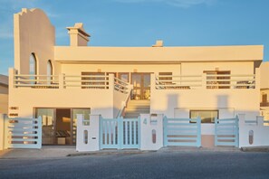 Bagian depan properti